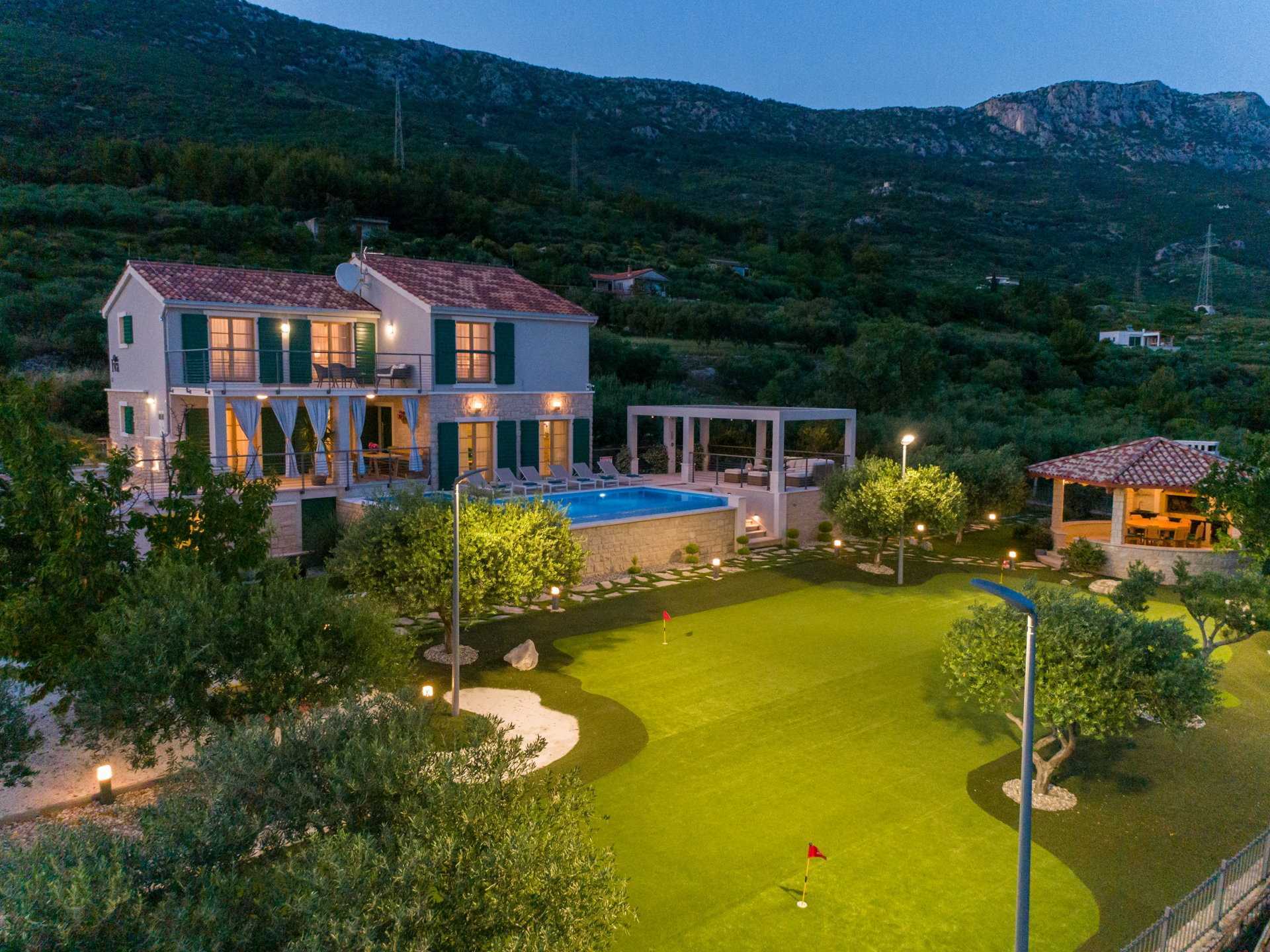 Image of Villa Blue Ivy with Heated Pool
